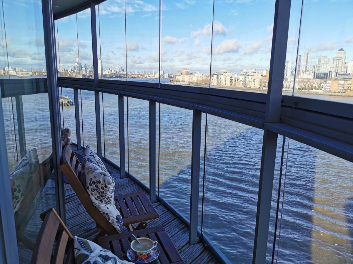 Homestay Room With Stunning Thames River View ロンドン エクステリア 写真